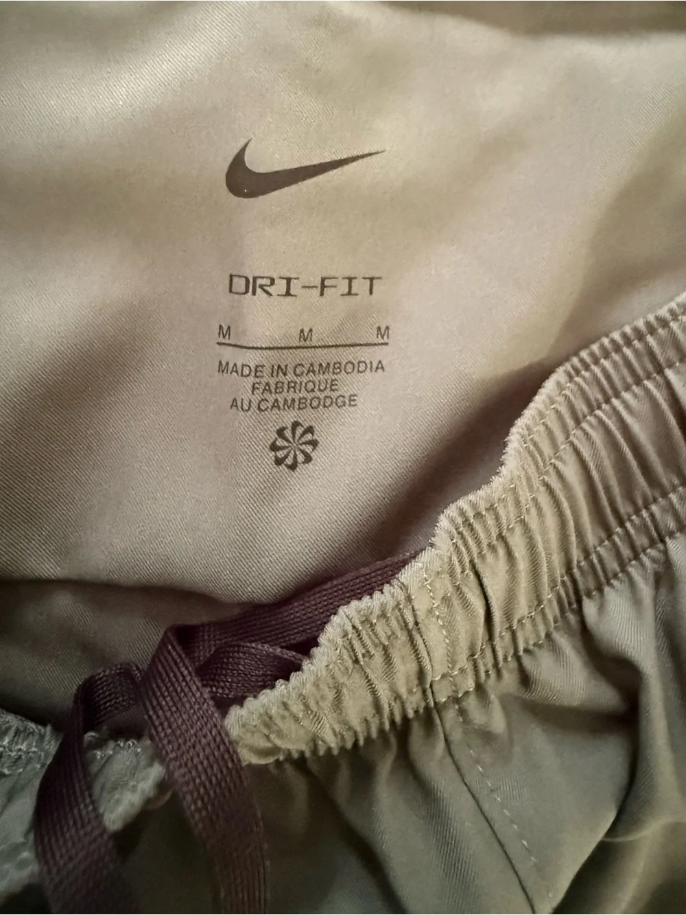 Nike Running Men's Olive Green Athletic Joggers with Reflective Swoosh